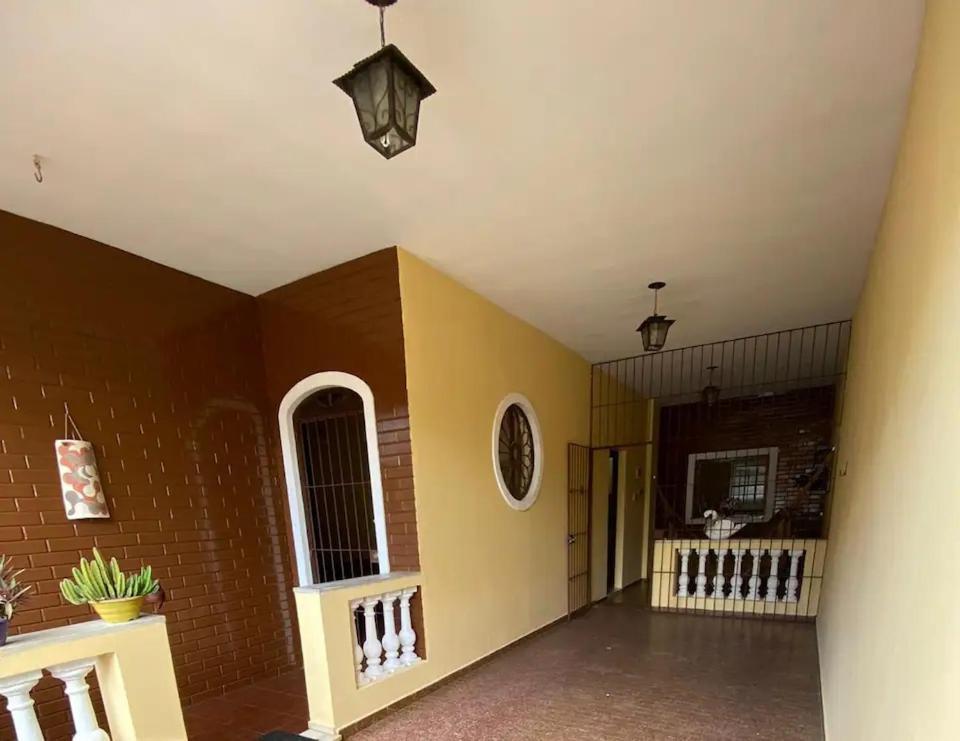 Casa Acolhedora E Familiar Vila Campos dos Goytacazes Exterior foto